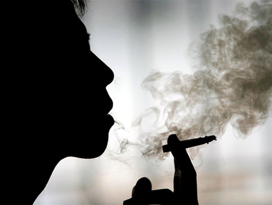 Nueva York aprueba subir edad legal para comprar tabaco