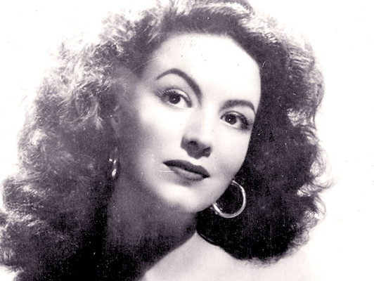 María Félix, la diva que también murió en abril