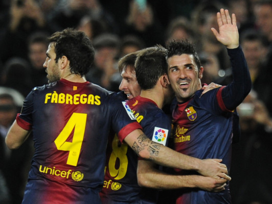 Barcelona gana 3-1 al Rayo con doblete de Messi