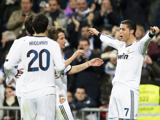 Triplete de Cristiano Ronaldo en goleada al Sevilla