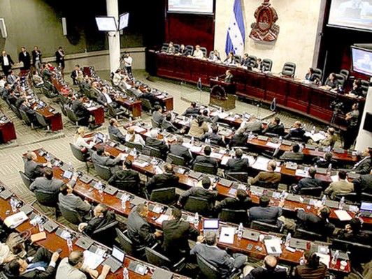 Recompensas para atrapar criminales serán ley en Honduras