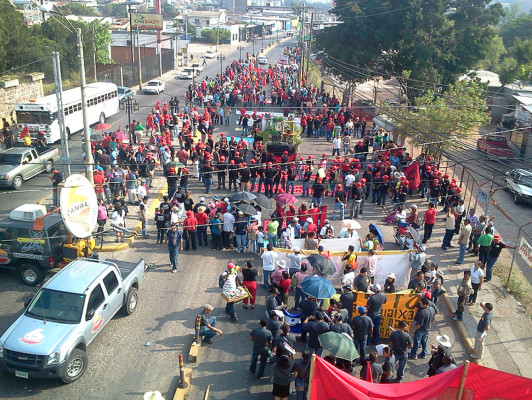 Pueblo está en calamidad doméstica: trabajadores