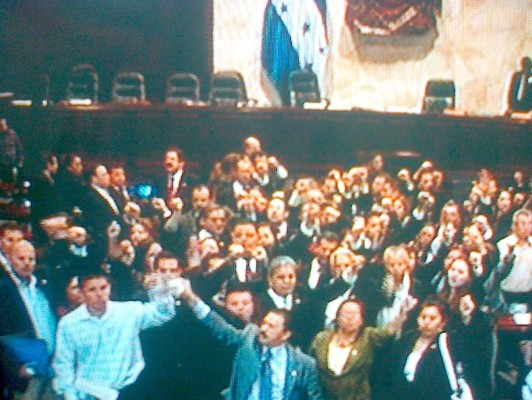 Zafarrancho de Libre en elección de Junta Directiva Provisional del CN