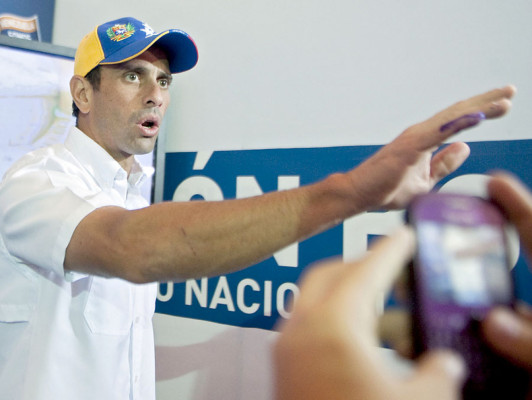 Capriles pide no proclamar a Maduro