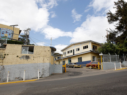 Cúpula policial señalada por asesinatos se reúne con políticos