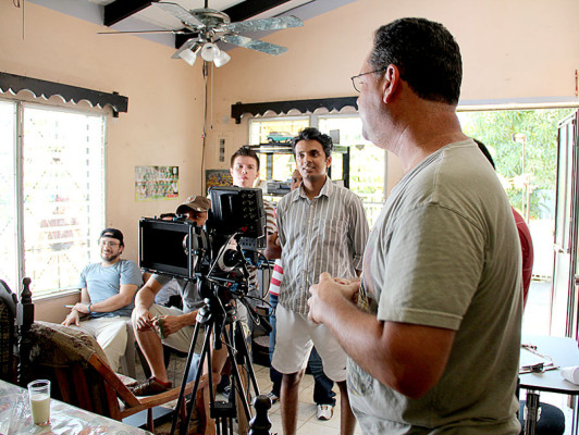 Película hondureña '¿Quién paga la cuenta? ' se exhibirá en EUA