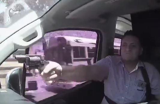 Les dejó un teléfono y un disparo en el parabrisas: así captaron a extorsionador que amenazó a conductor en Villanueva