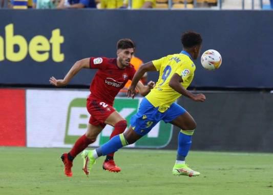 Jugó en el Barcelona, goleó al Real Madrid y ahora es héroe del Cádiz, las hazañas de “Choco” Lozano en España
