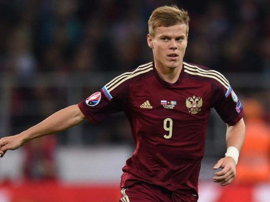 Kokorin se une a las bajas que sufre el equipo anfitrión de la Copa del Mundo, con los defensas Georgy Dzhikiya y Viktor Vasin con la misma lesión. Foto AFP