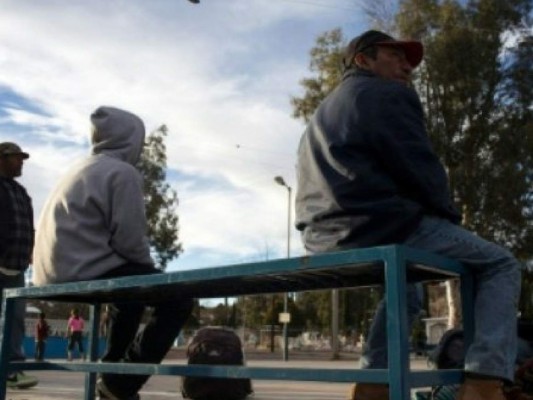 Rescatan a siete migrantes hondureños de un hotel en Ciudad de Juárez, México