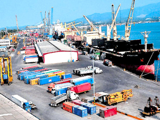 Se constituyen dos empresas para administrar puertos