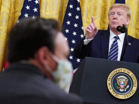 Trump dice tener pruebas que conectan laboratorio chino con pandemia