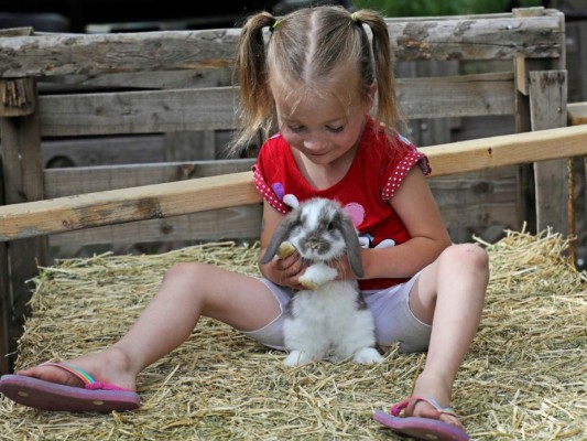 Mujer da a luz a otro bebé intersexual 20 años después
