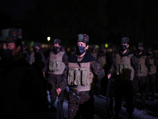 Bukele duplicará efectivos del ejército para lucha antipandillas en El Salvador