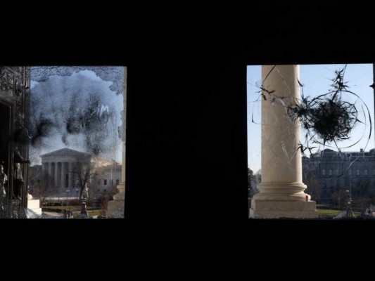 FOTOS: Los destrozos que dejó la invasión de partidarios de Trump al Capitolio