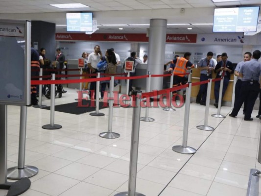 FOTOS: Así está el ambiente en el aeropuerto Toncontín tras supensión de vuelos