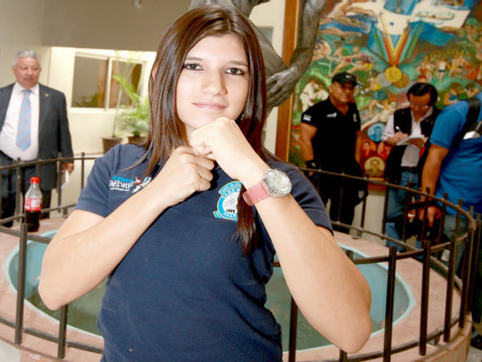 Ellas enaltecen a Honduras