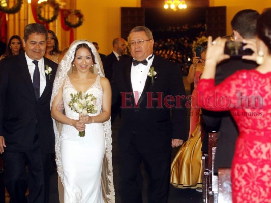 Así fue la boda de Ivonne, hija del presidente Hernández
