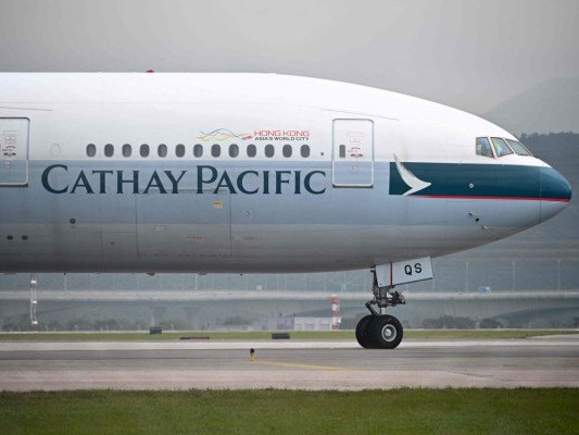 Las aerolíneas que suspendieron vuelos a China por el coronavirus