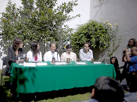 Cura defensor de migrantes sale de México por amenazas