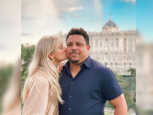 El exjugador brasileño Ronaldo da positivo al covid