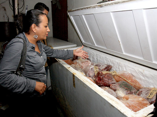 Por insalubre cierran restaurante de comida china en el bulevar Morazán de Tegucigalpa