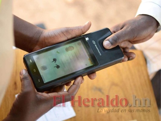 CNE ya tiene en sus bodegas todo el material tecnológico para las elecciones 2021