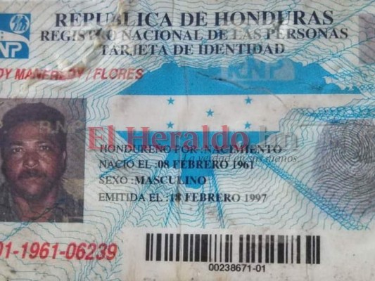 Acribillan a taxista cuando bajaba pasajeros en El Carrizal