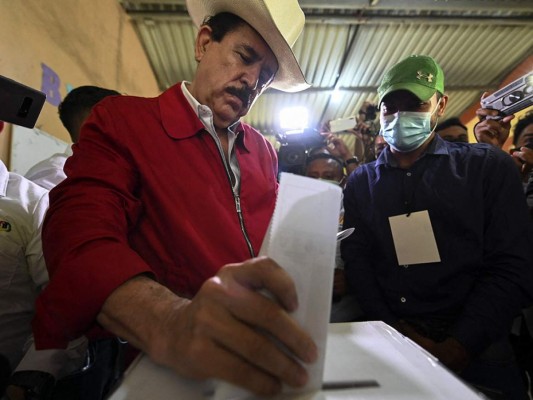 Esposas, hijas y madre: ellas acompañaron a votar a los candidatos presidenciales