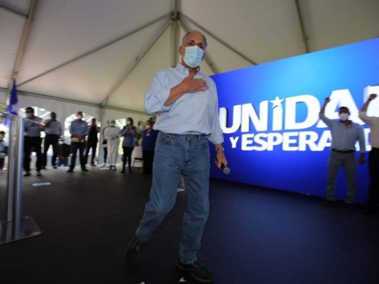 'Tito' Asfura lanza su precandidatura presidencial y promete unidad (FOTOS)