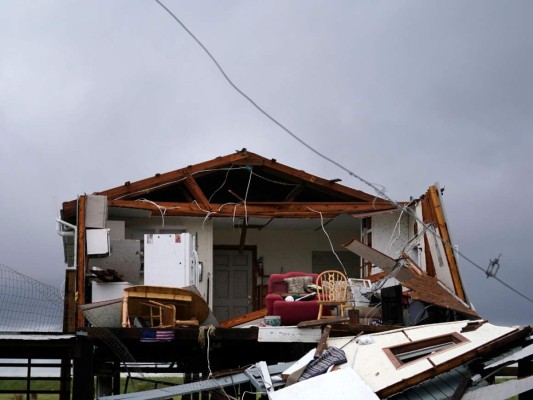 Nicholas avanza sobre Luisiana con fuertes lluvias&nbsp;&nbsp;