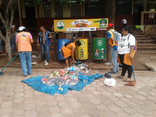 Jornadas de limpieza en CEB Amigables con el Ambiente