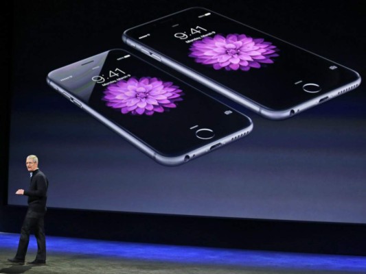 Demanda: Apple indujo a usuarios a comprar nuevos iPhones