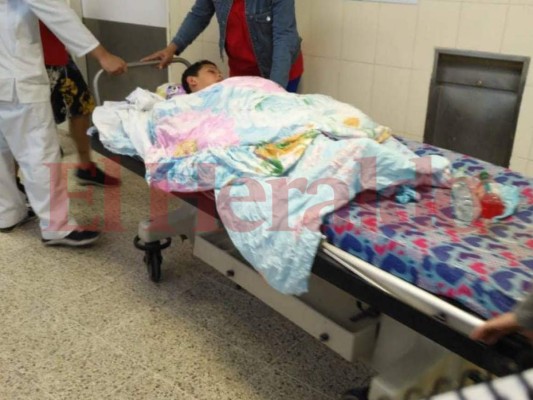 Tía de niño que sobrevivió al accidente en carretera al norte: 'El papá dijo que no se vinieran de noche”