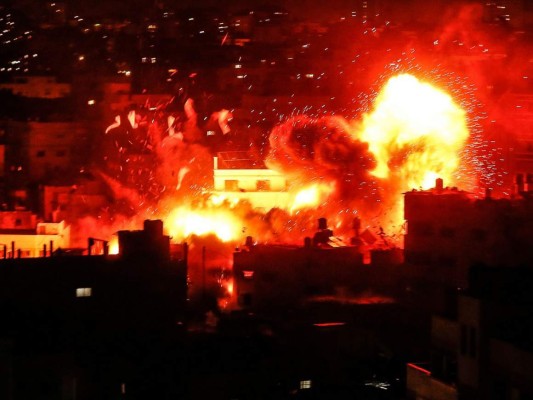 Israel bombardea Gaza tras lanzamiento de cohetes palestinos