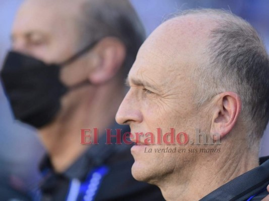 Lo que no se miró en TV: desesperación y regaños de Coito, el regreso de Choco y el apagón en El Salvador vs. Honduras