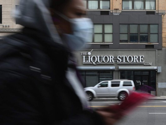 Hombre amenaza a mujeres por temer que tenían coronavirus&nbsp;