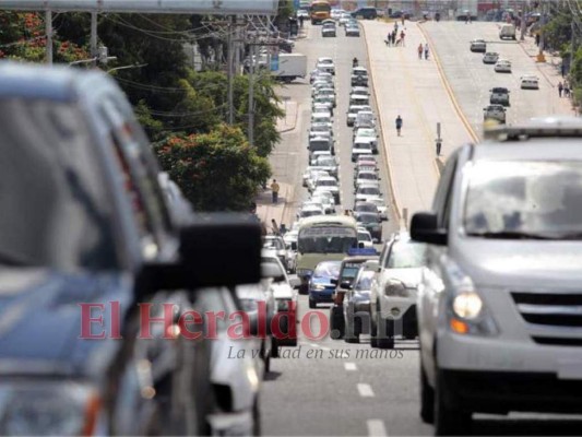 Más de 100 mil vehículos deben matrícula en la capital de Honduras