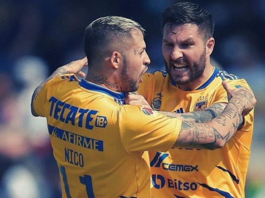 Con gol de Gignac sobre la hora, Tigres vence 2-1 a Pumas en el fútbol mexicano