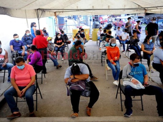 Dramáticas imágenes de la pandemia en Honduras: hospitales a punto del colapso
