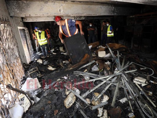 FOTOS: Los daños al interior de los edificios emblemáticos del centro de la capital tras incendios en protestas