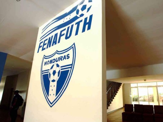 Unos 40 mil dólares mensuales ganaría nuevo técnico de la Selección de Honduras