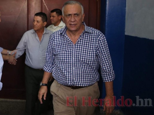Mauricio Oliva oficializaría su precandidatura presidencial en PN