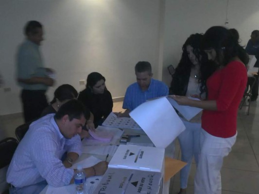 José Valladares, presidente del Colegio de Abogados de Honduras