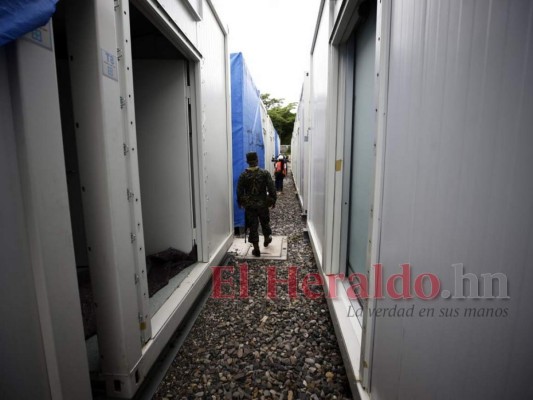 Hospital móvil de Tegucigalpa por dentro: así avanza ubicación de accesorios (FOTOS)