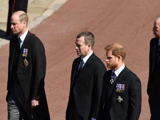 Dos horas: ¿Qué hablaron Guillermo y Harry luego del funeral de Felipe?