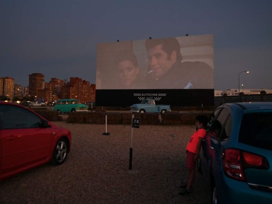 Europa acelera desconfinamiento por Covid-19 entre temores de rebrote en Asia