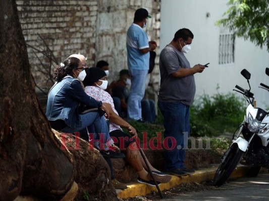 Drama de entierros sin familia y calvario en los hospitales: la lucha del covid-19 en Honduras