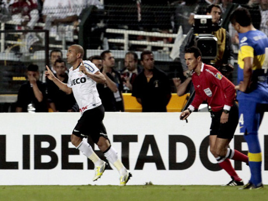 Corinthians se corona por primera vez campeón de la Copa Libertadores