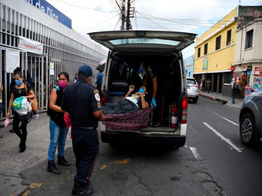 Hospitales de Guatemala al borde del colapso por aumento de casos de coronavirus